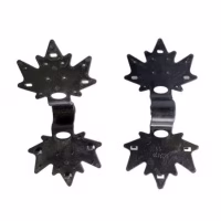 Клипса кленовый лист для крепления сетки. В пачке 20 шт. РФ