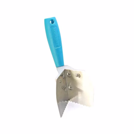 Шпатель KORSHUN для наружних углов с зубчатыми пластинами. РФ